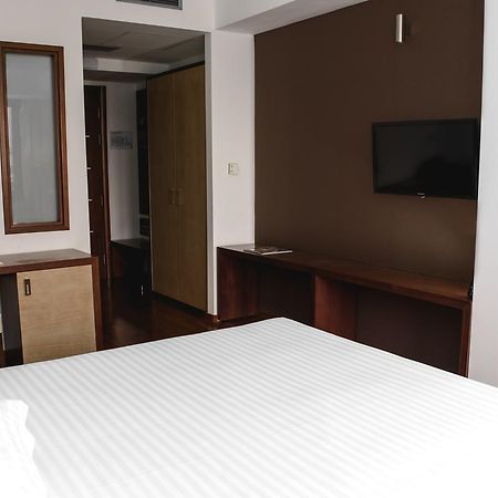 City5 Rooms & Suites By Lsa سكوبجي المظهر الخارجي الصورة